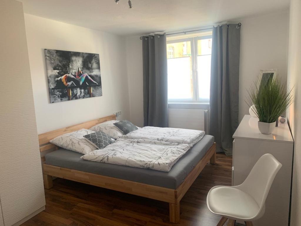 Grosse Moderne Ferienwohnung, Zentrale Ruhige Lage Kassel Exteriör bild