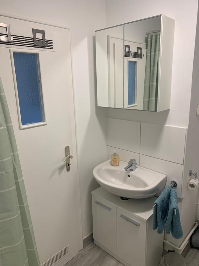 Grosse Moderne Ferienwohnung, Zentrale Ruhige Lage Kassel Exteriör bild