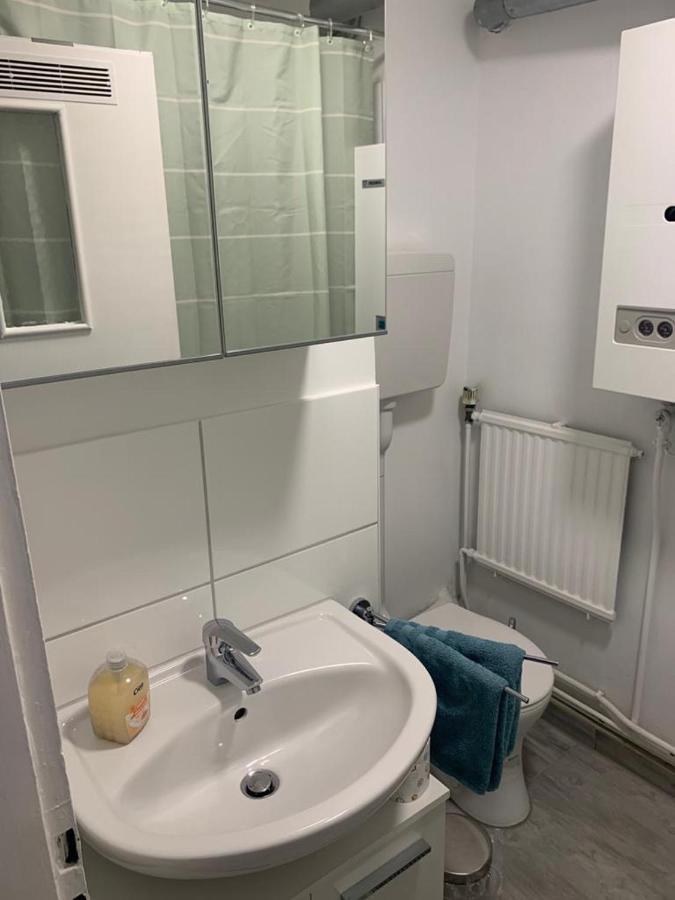 Grosse Moderne Ferienwohnung, Zentrale Ruhige Lage Kassel Exteriör bild