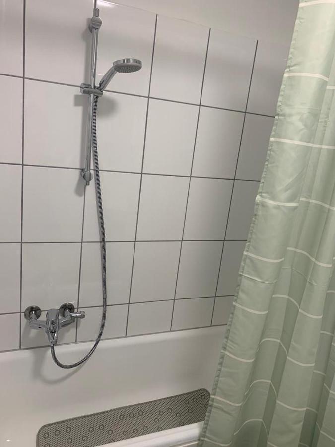 Grosse Moderne Ferienwohnung, Zentrale Ruhige Lage Kassel Exteriör bild